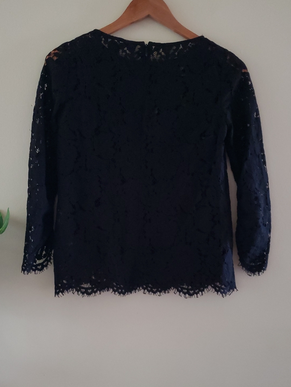 Club Monaco Lace 3/4 Sleeve With Underlay Cami Blouse - Black XS - Picture 10 of 11